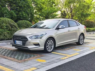 Modern Mistra 2019 1.8L Intelligent automatique GLS Montant commémoratif État VI