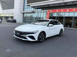 Hyundai Elantra 2023 1.5L CVT LUX Version de luxe