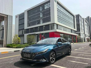 Hyundai Elantra 2021 1.5L CVT TOP Versión principal