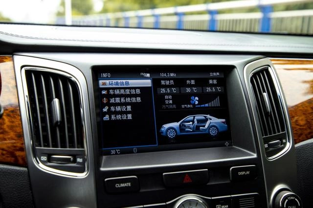 Hyundai Equus 2012 3.8 GDi Premium Edition interior photo 17