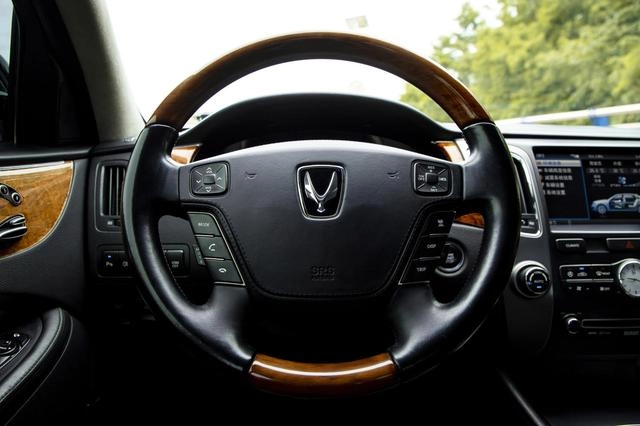 Hyundai Equus 2012 3.8 GDi Premium Edition interior photo 19