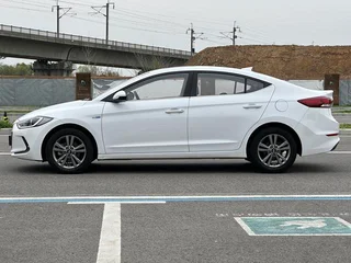 Hyundai Elantra Lingdong 2016 1.4T Doble embrague deslumbrante Tipo de vitalidad exterior foto 8