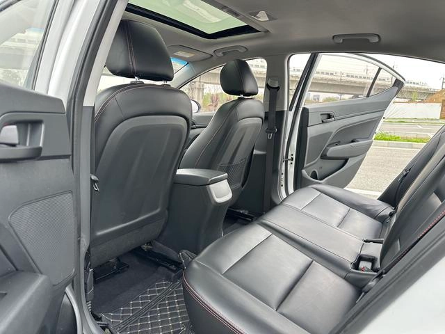 Hyundai Elantra Lingdong 2016 1.4T Doble embrague deslumbrante Tipo de vitalidad interior foto 12