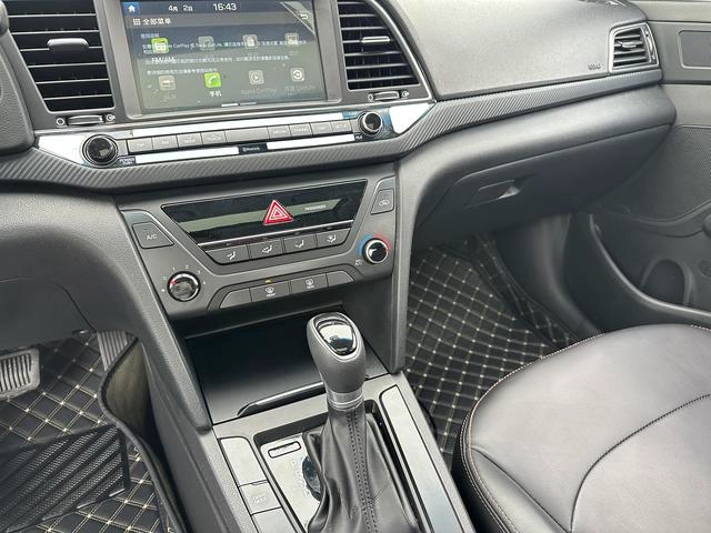 Hyundai Elantra Lingdong 2016 1.4T Doble embrague deslumbrante Tipo de vitalidad interior foto 14