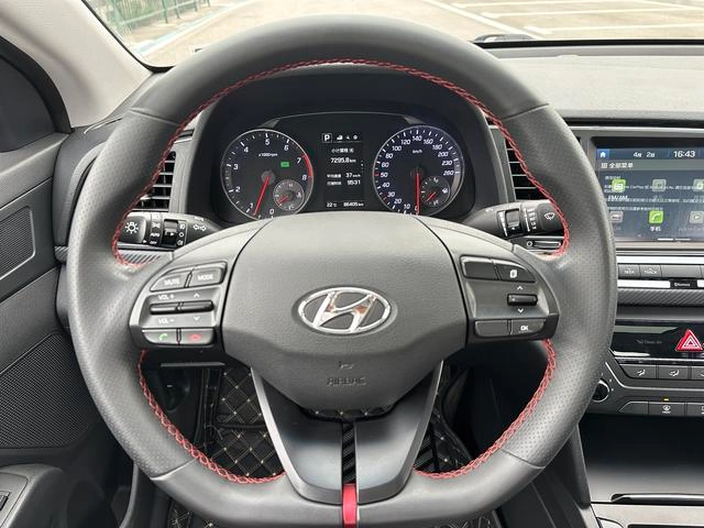 Hyundai Elantra Lingdong 2016 1.4T Doble embrague deslumbrante Tipo de vitalidad interior foto 15