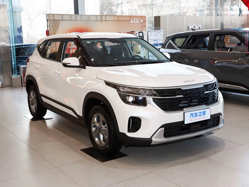 Kia Seltos 2026 1.5L IVT Versión cómoda exterior foto 3 Kia Seltos 2026 1.5L IVT Versión cómoda exterior foto 3