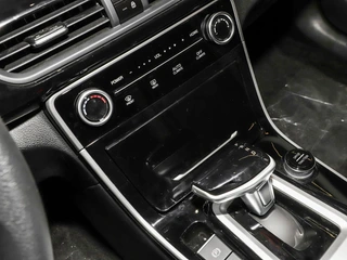 Kia Seltos 2026 1.5L IVT Versión cómoda interior foto 11 Kia Seltos 2026 1.5L IVT Versión cómoda interior foto 11