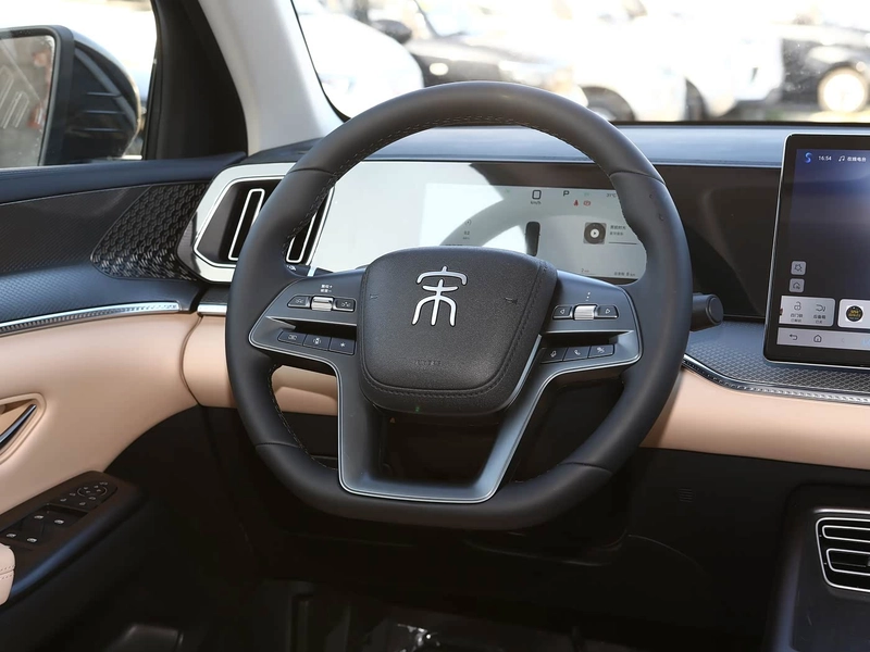 BYD Song Pro New Energy 2025 Second generation Smart Driving Version DM-i 115KM Transcendent interior photo 12 BYD Song Pro New Energy 2025 Second generation Smart Driving Version DM-i 115KM Transcendent interior photo 12