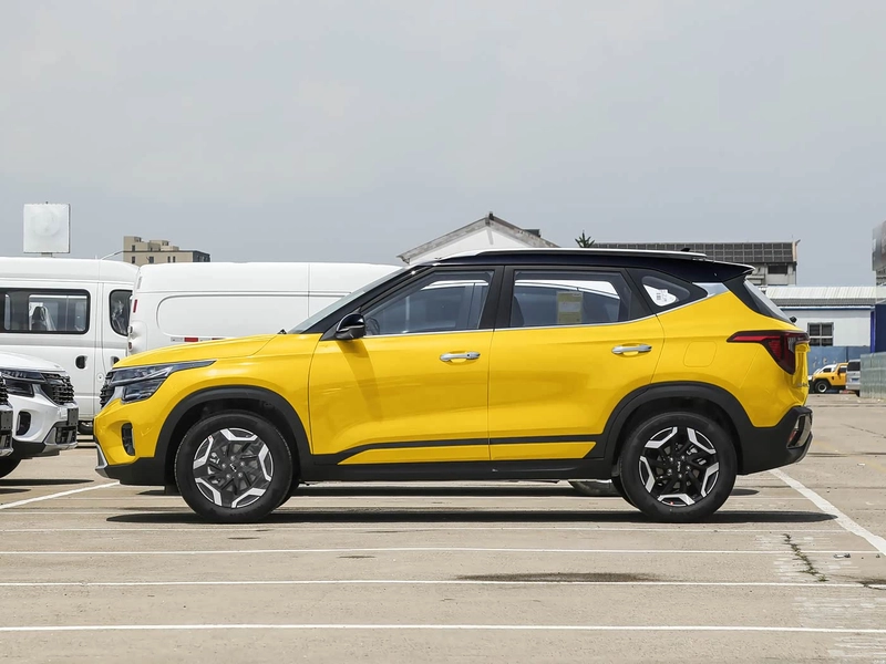 Kia Seltos 2026 1.5L IVT Премиум-версия экстерьер фото 4 Kia Seltos 2026 1.5L IVT Премиум-версия экстерьер фото 4