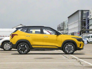 Kia Seltos 2026 1.5L IVT Премиум-версия экстерьер фото 8 Kia Seltos 2026 1.5L IVT Премиум-версия экстерьер фото 8