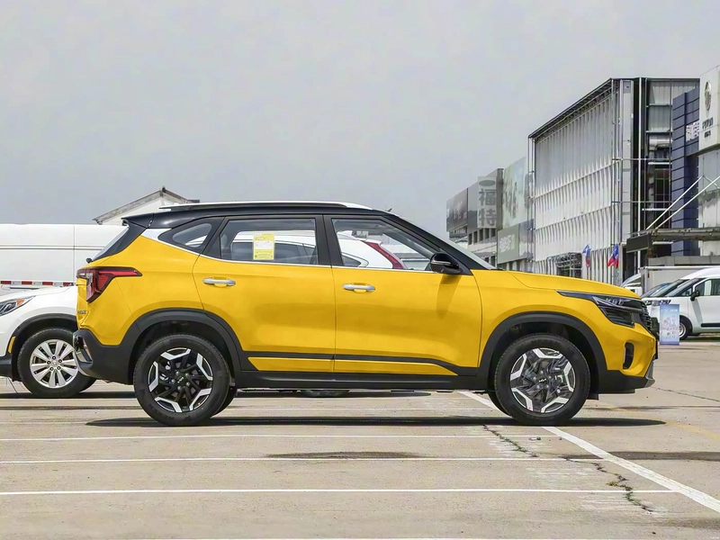 Kia Seltos 2026 1.5L IVT Премиум-версия экстерьер фото 8 Kia Seltos 2026 1.5L IVT Премиум-версия экстерьер фото 8