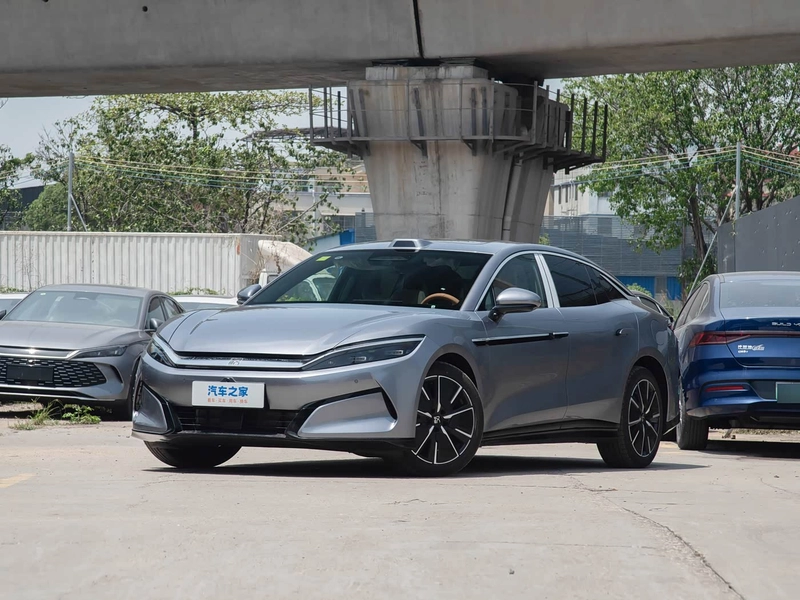 BYD Han L 2025 DM-i 200KM Flagship Lidar exterior photo 10 BYD Han L 2025 DM-i 200KM Flagship Lidar exterior photo 10