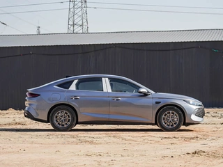 BYD Qin L 2025 DM-i Smart Driving Version 80KM Leading Type exterior photo 8 BYD Qin L 2025 DM-i Smart Driving Version 80KM Leading Type exterior photo 8