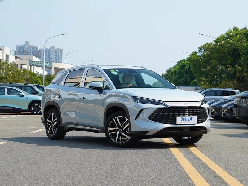 BYD Song L DM-i 2024 112km Leading Type exterior photo 3 BYD Song L DM-i 2024 112km Leading Type exterior photo 3