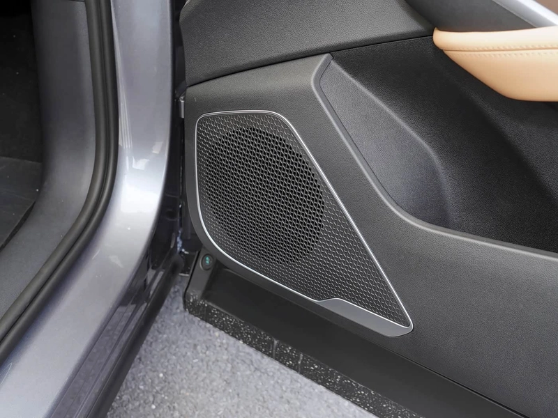 BYD Song L DM-i 2024 112km Leading Type interior photo 16 BYD Song L DM-i 2024 112km Leading Type interior photo 16