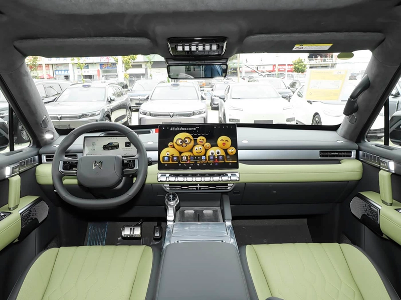 M-Hero M817 2025 Max interior foto 13 M-Hero M817 2025 Max interior foto 13