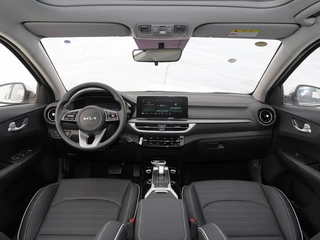 Kia K3 2024 1.5L CVT Version Confortable et Premium extérieur photo 8 Kia K3 2024 1.5L CVT Version Confortable et Premium extérieur photo 8