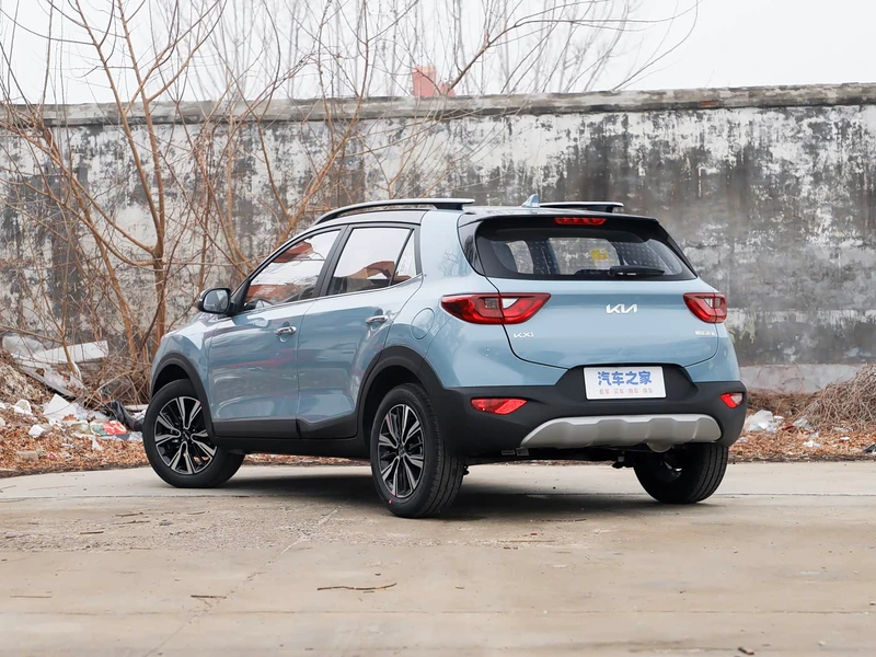 Kia Stonic 2021 1.4L CVT Tragaluz exterior foto 5 Kia Stonic 2021 1.4L CVT Tragaluz exterior foto 5