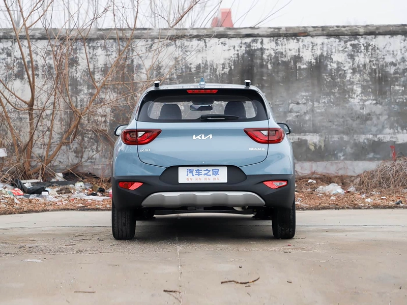 Kia Stonic 2021 1.4L CVT Tragaluz exterior foto 8 Kia Stonic 2021 1.4L CVT Tragaluz exterior foto 8