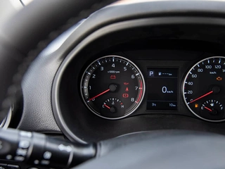 Kia Stonic 2021 1.4L CVT Tragaluz interior foto 13 Kia Stonic 2021 1.4L CVT Tragaluz interior foto 13