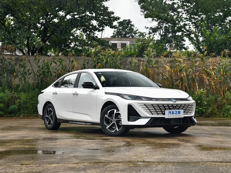 Changan Eado 2026 Четвертое поколение 1.5T 500Bar Тип удовольствия экстерьер фото 3