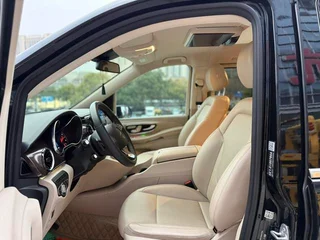 Mercedes-Benz V-Class 2021 V 260 Pilot Edition interior photo 7 Mercedes-Benz V-Class 2021 V 260 Pilot Edition interior photo 7