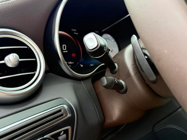 Mercedes-Benz GLC 2022 Mise à jour GLC 300 L 4MATIC Version dynamique de Zhenzang intérieur photo 10