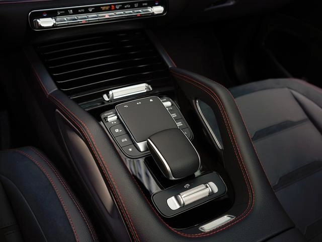 Mercedes-Benz GLE AMG 2024 AMG GLE 53 4MATIC interior foto 14