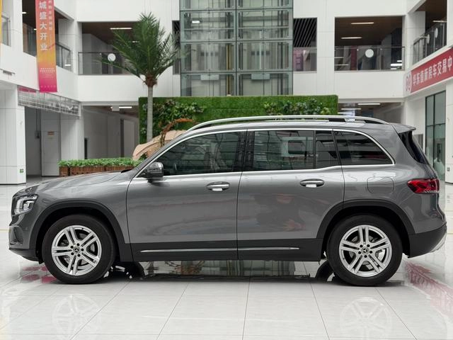 Mercedes-Benz GLB 2021 GLB 200 Dynamic exterior photo 8
