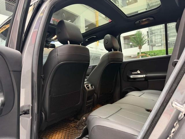 Mercedes-Benz GLB 2021 GLB 200 Dynamic interior photo 12
