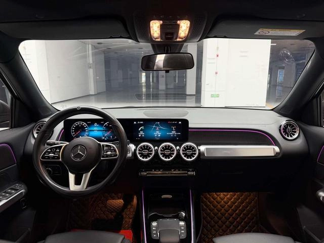 Mercedes-Benz GLB 2021 GLB 200 Dynamic interior photo 15