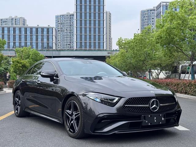 Mercedes-Benz CLS 2022 CLS 300 Люксовый экстерьер фото 2 Mercedes-Benz CLS 2022 CLS 300 Люксовый экстерьер фото 2