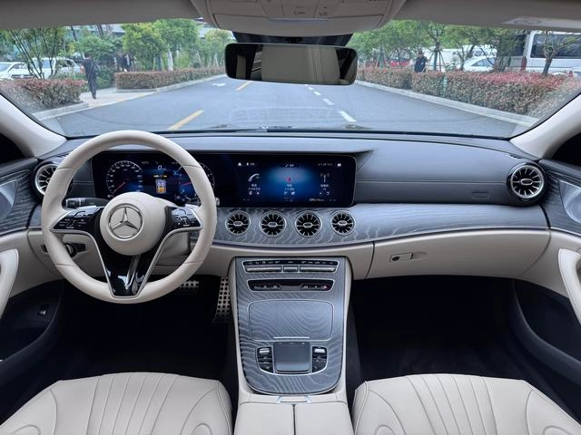 Mercedes-Benz CLS 2022 CLS 300 Люксовый экстерьер фото 9 Mercedes-Benz CLS 2022 CLS 300 Люксовый экстерьер фото 9
