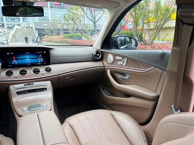 Mercedes-Benz E-Class 2023 E 300 L Luxury type Passenger car exterior photo 8 Mercedes-Benz E-Class 2023 E 300 L Luxury type Passenger car exterior photo 8