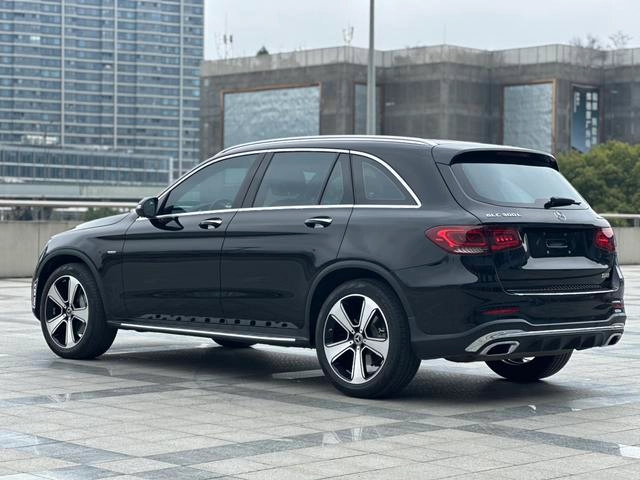 Mercedes-Benz GLC 2020 GLC 300 L 4MATIC Динамичный тип экстерьер фото 4 Mercedes-Benz GLC 2020 GLC 300 L 4MATIC Динамичный тип экстерьер фото 4