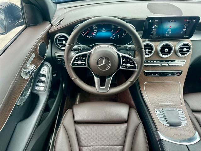 Mercedes-Benz GLC 2020 GLC 300 L 4MATIC Динамичный тип интерьер фото 11 Mercedes-Benz GLC 2020 GLC 300 L 4MATIC Динамичный тип интерьер фото 11