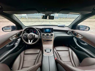 Mercedes-Benz GLC 2020 GLC 300 L 4MATIC Динамичный тип интерьер фото 12 Mercedes-Benz GLC 2020 GLC 300 L 4MATIC Динамичный тип интерьер фото 12