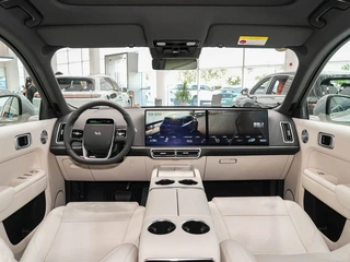 Li Auto L9 2025 Ultra Smart Rejuvenation New Edition interior photo 15 Li Auto L9 2025 Ultra Smart Rejuvenation New Edition interior photo 15