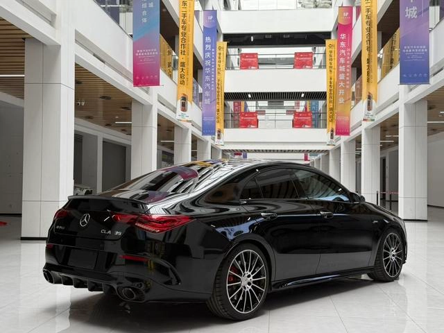 Mercedes-Benz Mercedes-AMG CLA AMG 2023 AMG CLA 35 4MATIC exterior foto 4