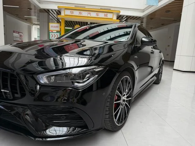 Mercedes-Benz Mercedes-AMG CLA AMG 2023 AMG CLA 35 4MATIC exterior foto 7