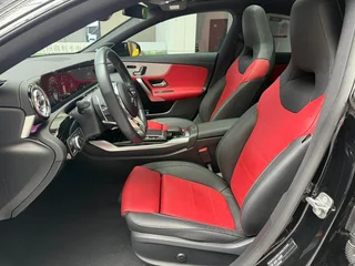 Mercedes-Benz Mercedes-AMG CLA AMG 2023 AMG CLA 35 4MATIC interior foto 12