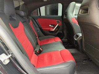 Mercedes-Benz Mercedes-AMG CLA AMG 2023 AMG CLA 35 4MATIC interior foto 17