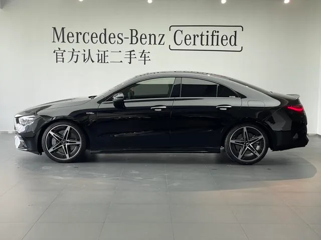 Mercedes-Benz Mercedes-AMG CLA AMG 2025 AMG CLA 35 4MATIC exterior foto 2 Mercedes-Benz Mercedes-AMG CLA AMG 2025 AMG CLA 35 4MATIC exterior foto 2
