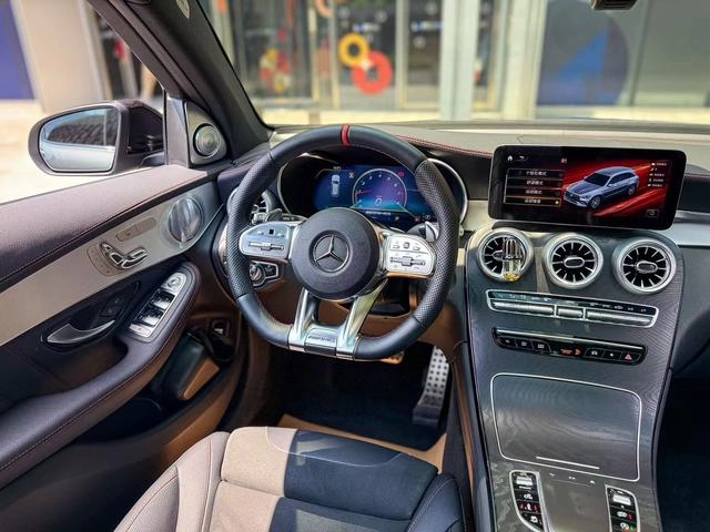 Mercedes-Benz Mercedes-AMG GLC AMG 2022 AMG GLC 43 4MATIC interior foto 8 Mercedes-Benz Mercedes-AMG GLC AMG 2022 AMG GLC 43 4MATIC interior foto 8