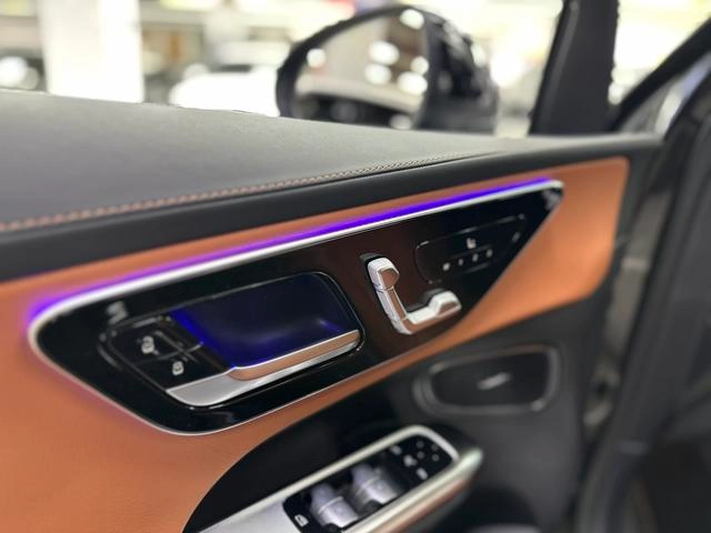 Mercedes-Benz GLC 2024 GLC 260 L 4MATIC Type de luxe 5 Siège intérieur photo 11