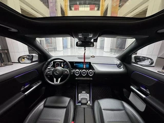 Mercedes-Benz GLA 2022 GLA 200 intérieur photo 12 Mercedes-Benz GLA 2022 GLA 200 intérieur photo 12