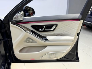 Mercedes-Benz Mercedes-Maybach S-Class 2023 S 680 4MATIC interior foto 7 Mercedes-Benz Mercedes-Maybach S-Class 2023 S 680 4MATIC interior foto 7