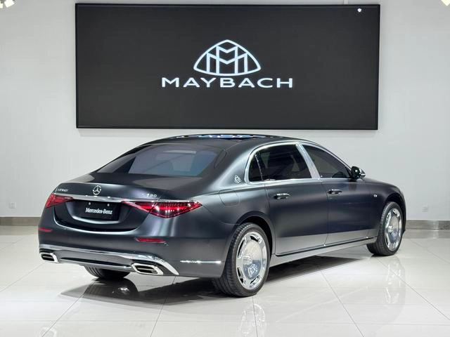 Mercedes-Benz Mercedes-Maybach S-Class 2023 S 680 4MATIC interior foto 12 Mercedes-Benz Mercedes-Maybach S-Class 2023 S 680 4MATIC interior foto 12