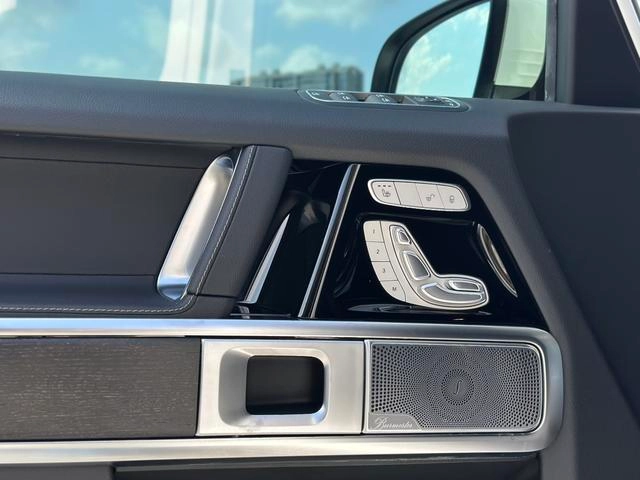 Mercedes-Benz G-Class 2024 G 350 интерьер фото 11