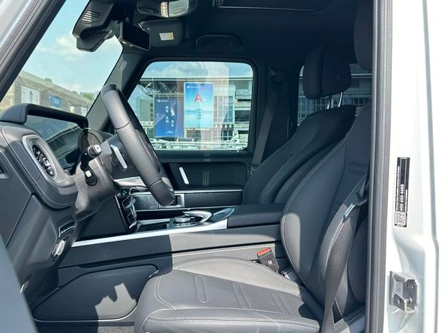 Mercedes-Benz G-Class 2024 G 350 интерьер фото 15